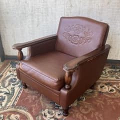 昭和レトロ オールドカリモク 古家具 三人掛けレザーソファー アームチェア 装飾 昭和レトロ オールドカリモク 古家具 三人掛けレザーソファー