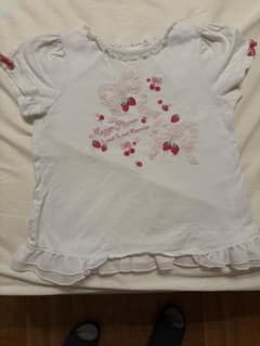 メゾピアノ いちご刺繍 Tシャツ 140のサムネイル