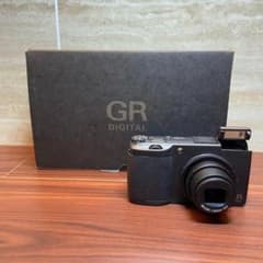 RICOH GR DIGITAL Ⅱ デジカメ ほぼ新品 3445 - メルカリ