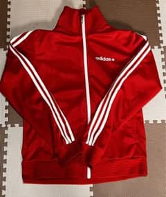 adidasトラックジャケットのサムネイル