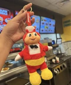 Jollibee】ジョリビー バッグチャーム キーホルダー - メルカリ