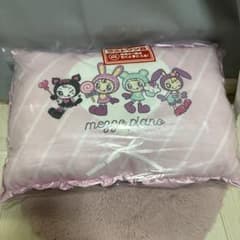 メゾピアノ ラストワン賞 ふんわりフリルクッション 新品のサムネイル