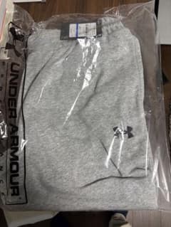 新品 UNDER ARMOUR ジャージ パンツ XL グレーのサムネイル