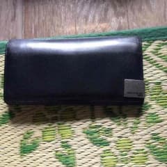 コムサの財布のサムネイル