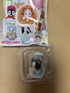 シルバニアファミリー キラキラくじ　フレンチブルドッグ　赤ちゃんのサムネイル