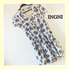 1 イング【INGNI】ワンピース　キュロット　花柄　半袖のサムネイル
