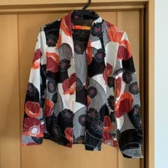キャサリンハムネット　シャツのサムネイル