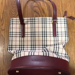 BURBERRY ハンドバッグ ノバチェック バーガンディ今だけ限定値引き‼️のサムネイル