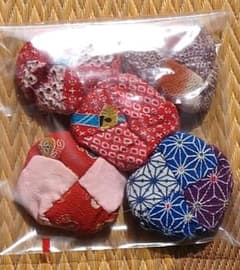 ち 着物リメイク 数珠玉お手玉 リハビリ おもちゃ 和小物 指遊び