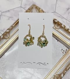 ファルファーレのピアス ୨♥୧ ❶のサムネイル
