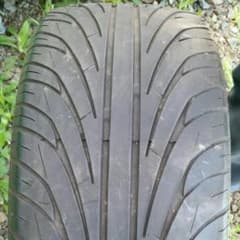 ナンカン　245/35ZR20 中古タイヤ1本のサムネイル