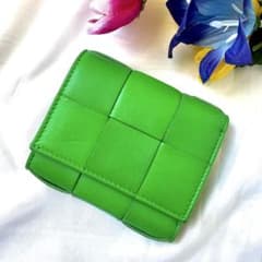 ✨極美品✨ボッテガ　三つ折り　カセット　イントレチャート　レザー　RFID搭載