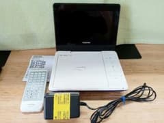 《TA929》東芝 ポータブルDVDプレーヤー【SD-P77SL】動作良好