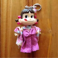 ペコちゃん♥︎ストラップのサムネイル