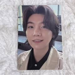 ユンギ シュガ SUGA トレカ ユニバ 限定特典 BTS ARIRANG - メルカリ