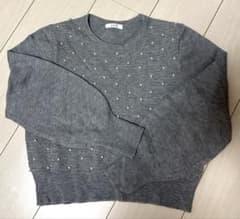 avv ビーズ付きニット　Lサイズのサムネイル