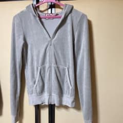 JUICY COUTURE ベロア セットアップ　グレー色のサムネイル