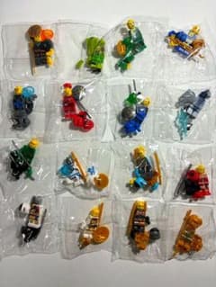 24h内発送。高品質武器付忍者ミニフィグ16体セット レゴ互換Kのサムネイル