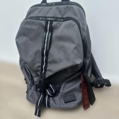 TUMI グレー リュック #135653 - メルカリ