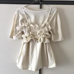 ローリーズファーム　フリルビスチェセットTEE アイボリーのサムネイル