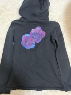 アリスアウアア　薔薇　バラ　パーカー　ブラック　メンヘラ　地雷 アリスアウアア 薔薇 バラ パーカー ブラック メンヘラ 地雷 - メルカリ