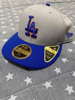 ニューエラ　NEW ERA LAドジャース　ギャップのサムネイル