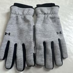 【美品】Under Armour 手袋のサムネイル