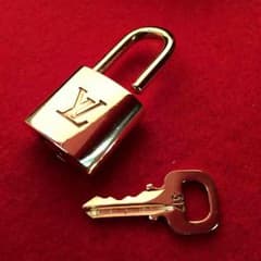 ルイ ヴィトン  パドロック 南京錠のサムネイル