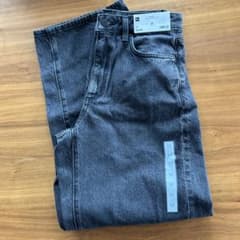 新品未使用gu バレルレッグジーンズのサムネイル