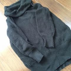 パピィー様専用。ローリーズ  ざっくりニット  タートルのサムネイル