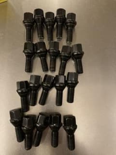 びーちゃ様 ボルト黒 テーパー M12×P1.5 首下25mmラグボルトのサムネイル