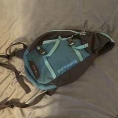 Patagonia Atom 8L スリングバッグ ボディバッグ