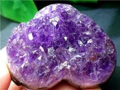 在庫処分AAA級天然ウルグアイ産ハート型アメジスト原石B85G3/54G23A