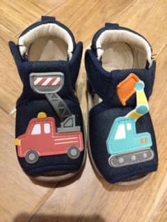 西松屋 ベビーサンダル 車　13.0のサムネイル