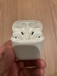 Apple Bluetoothワイヤレスイヤホン AirPods PV7N2J…のサムネイル
