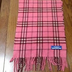☆あゆみ☆様専用美品バーバリー　ピンクマフラーのサムネイル