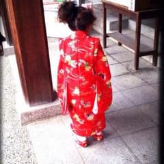 七五三女の子の着物のサムネイル