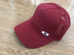 OAKLEY  オークリー　メッシュキャップ　 赤のサムネイル