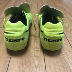 サッカースパイク   ティエンポのサムネイル