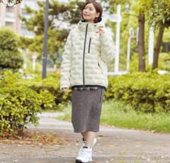 ワークマン女子　ダウンのサムネイル