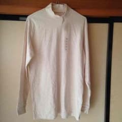 ユニクロ長袖ハイネックTシャツのサムネイル