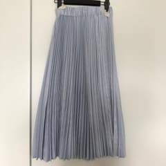 最終お値下げ【新品未使用】birthdaybush プリーツスカートのサムネイル
