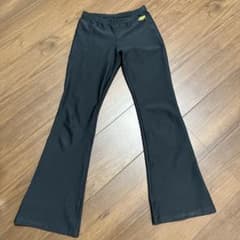 ブーツカットパンツ　新体操のサムネイル