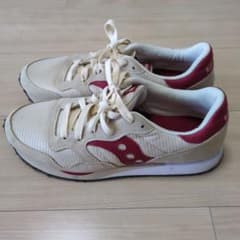 Saucony DXN トレーナー ベージュ×レッド 27cm US9のサムネイル