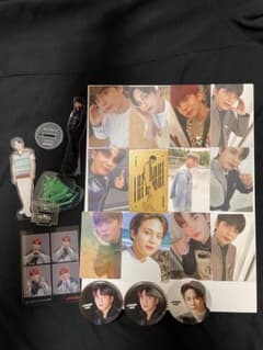 ATEEZ JONGHO ジョンホ トレカ アクリルスタンド セットのサムネイル