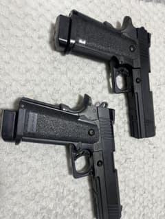 東京マルイ ガス ハイキャパ4.3 2丁セット＋マガジン2個のサムネイル