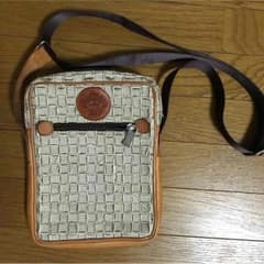 オロビアンコのショルダーバッグのサムネイル