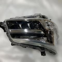 AA25 ダイハツ ハイゼットヘッドランプ右81170-B5160 - メルカリ