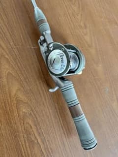 週末値下　スチールロッド&リールのサムネイル