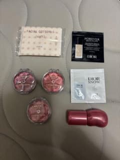 コスメまとめ売りのサムネイル